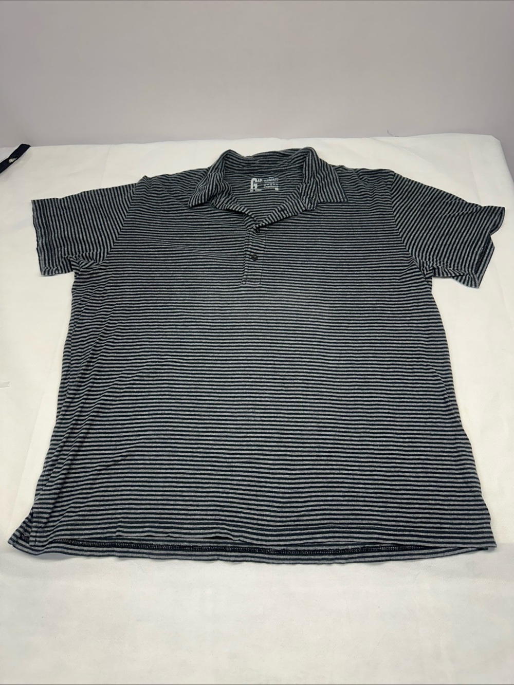 GAP Men's Black and White Striped Polo